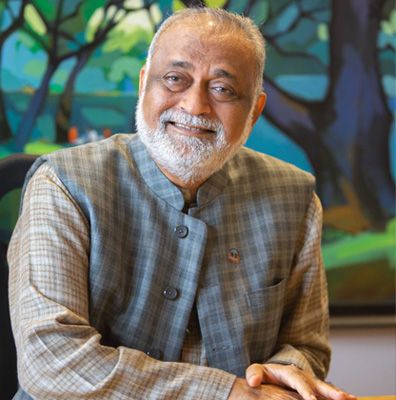 Daaji, Kamlesh d Patel | Power Vinyasa Yoga Class in Mystic CT